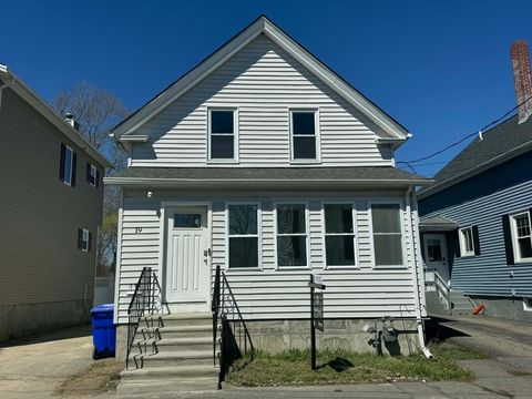 19 Weir Ave Taunton MA 02780