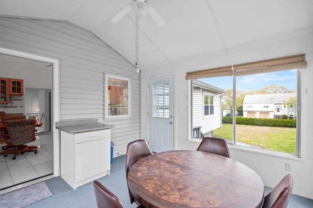 7 Nells Pond Rd, Lynn, MA Photo #14