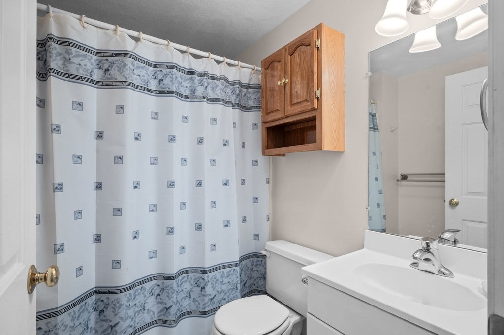 7 Nells Pond Rd, Lynn, MA Photo #23