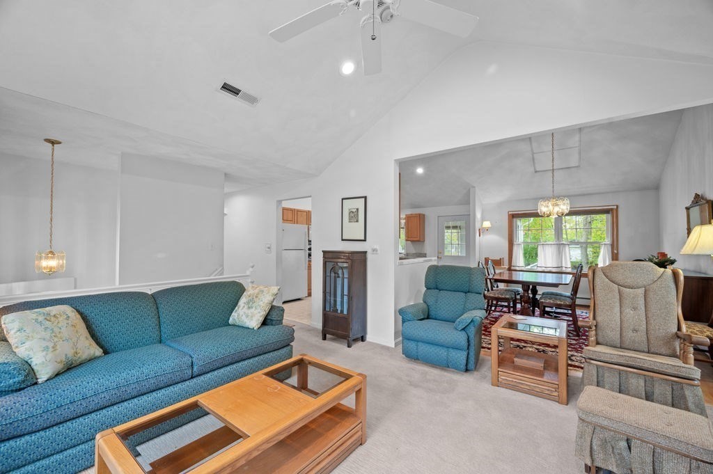 7 Nells Pond Rd, Lynn, MA Photo #7