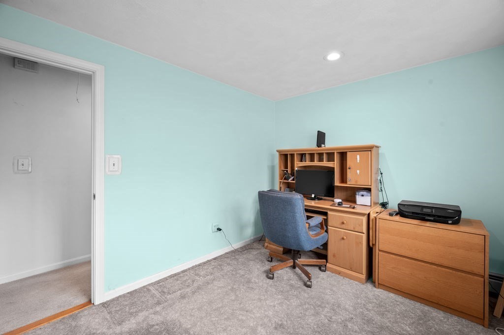 7 Nells Pond Rd, Lynn, MA Photo #22