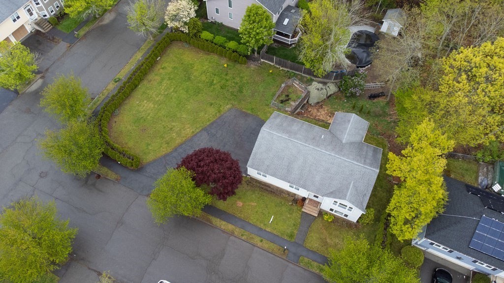 7 Nells Pond Rd, Lynn, MA Photo #33