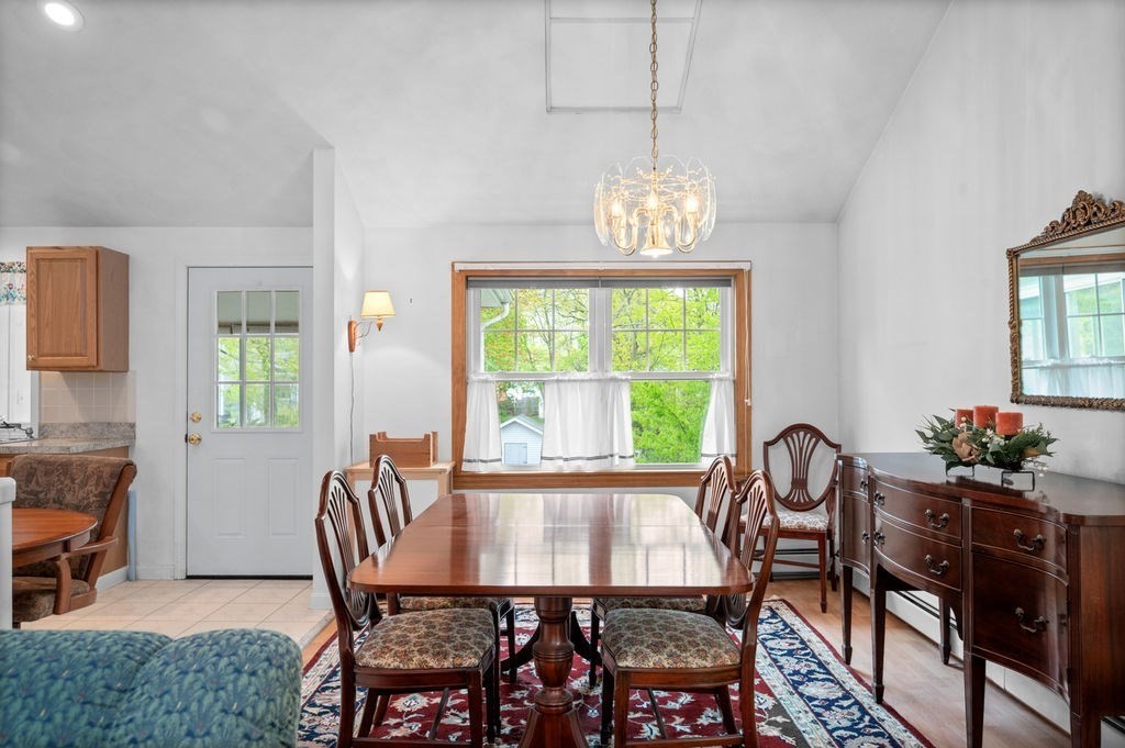 7 Nells Pond Rd, Lynn, MA Photo #12