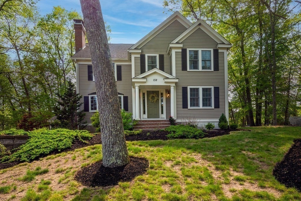 132 Central St
