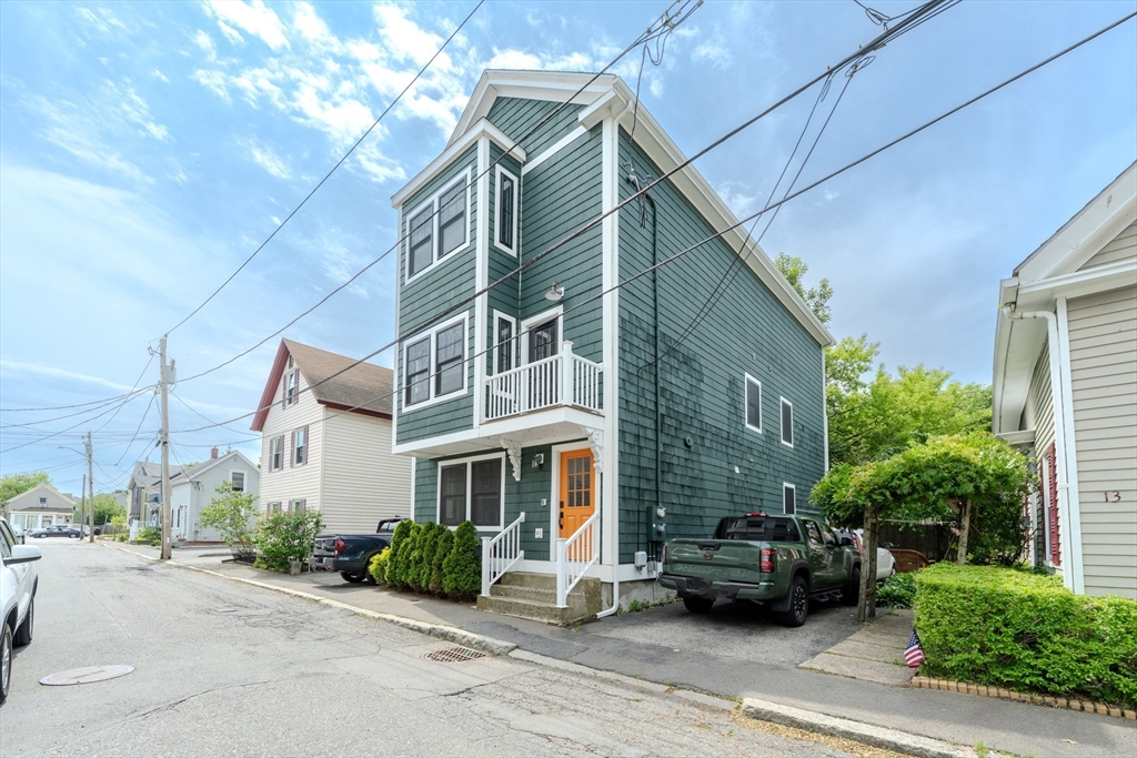 11 Rice St 1
