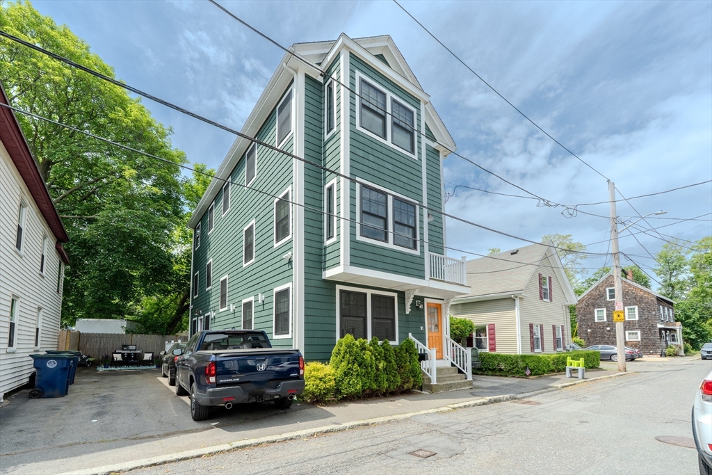 11 Rice St 1