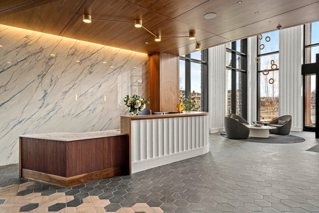 1515 Commonwealth Ave 303