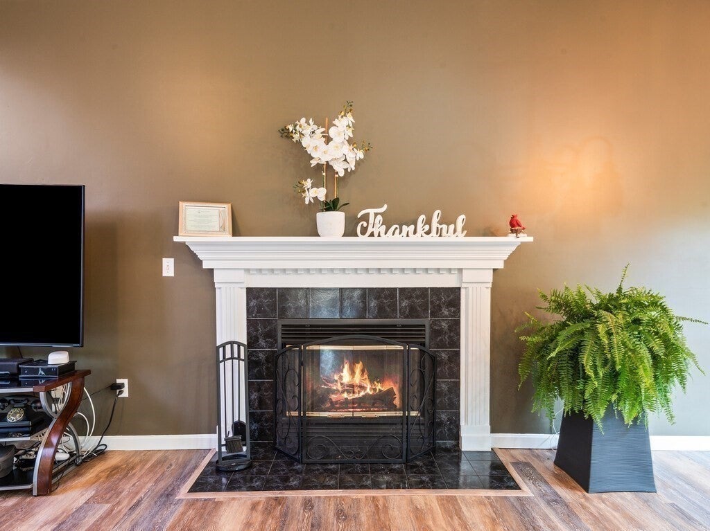 37 Moreland Green Dr, Worcester, MA, 37 Moreland Green Dr, Worcester, MA Photo #11