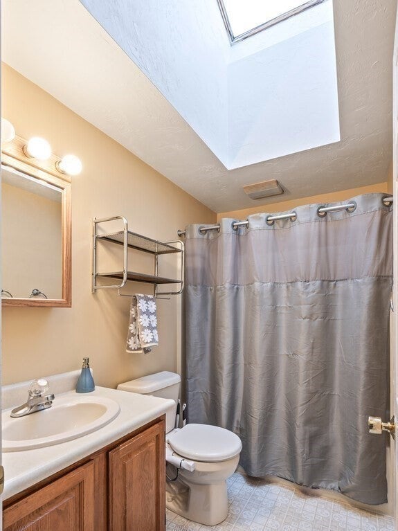 37 Moreland Green Dr, Worcester, MA, 37 Moreland Green Dr, Worcester, MA Photo #22