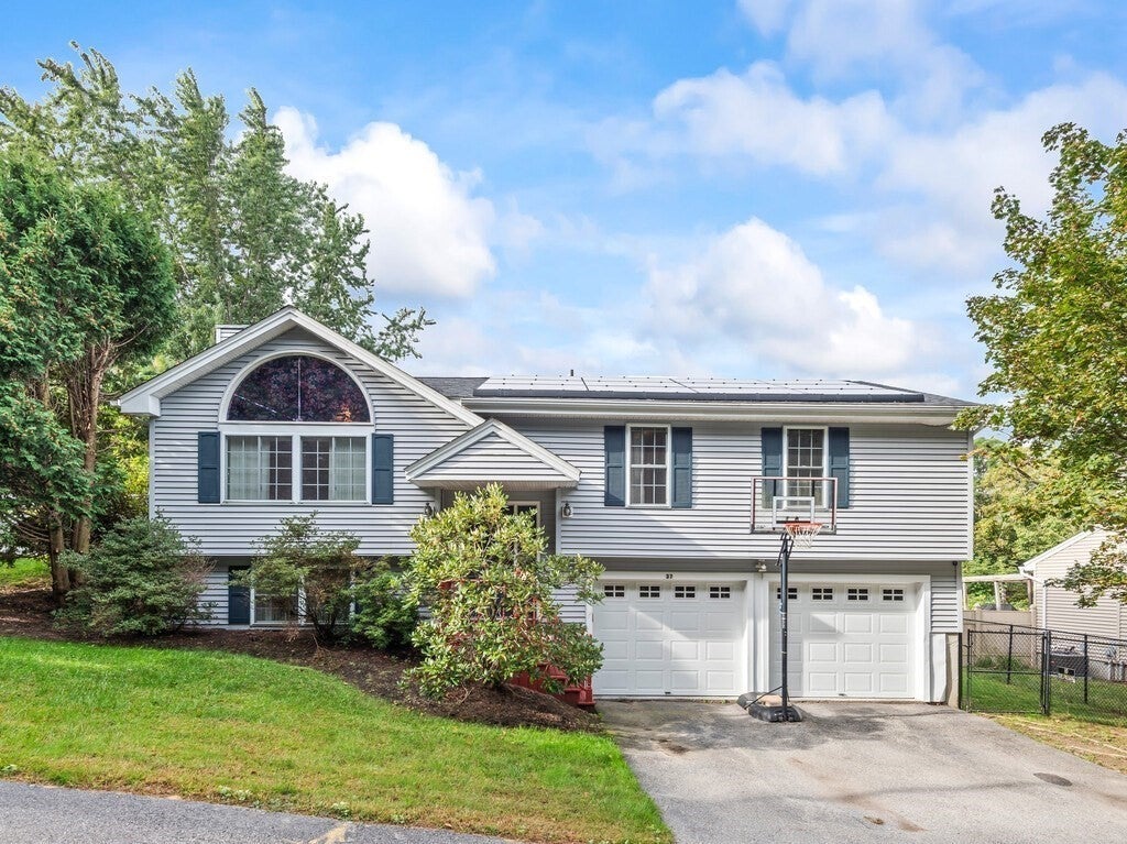 37 Moreland Green Dr, Worcester, MA, 37 Moreland Green Dr, Worcester, MA Photo #1