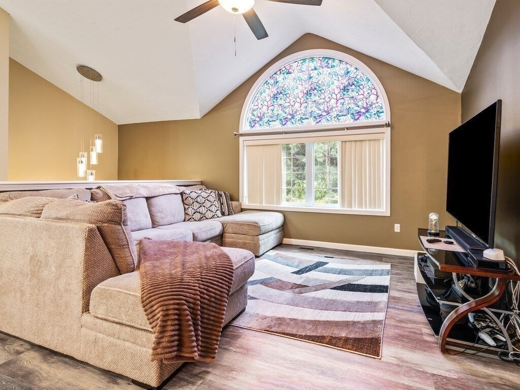 37 Moreland Green Dr, Worcester, MA, 37 Moreland Green Dr, Worcester, MA Photo #12