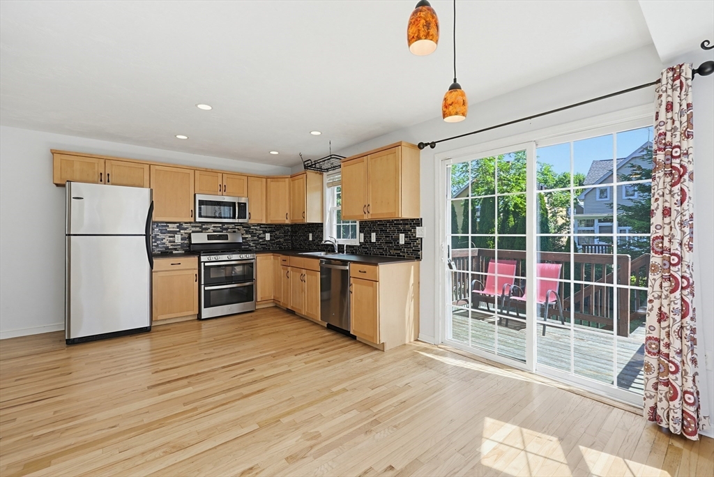 26 Oakwood St 26