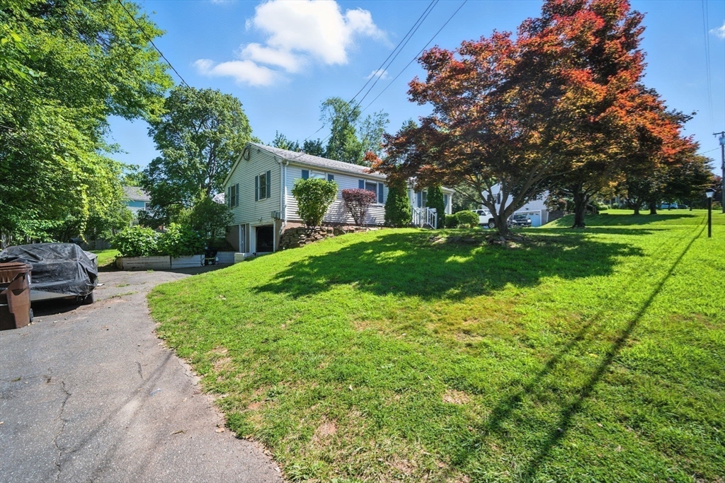 Enfield, Connecticut 06082, United States, 4 Bedrooms Bedrooms, ,1 BathroomBathrooms,Residential,Active,184906