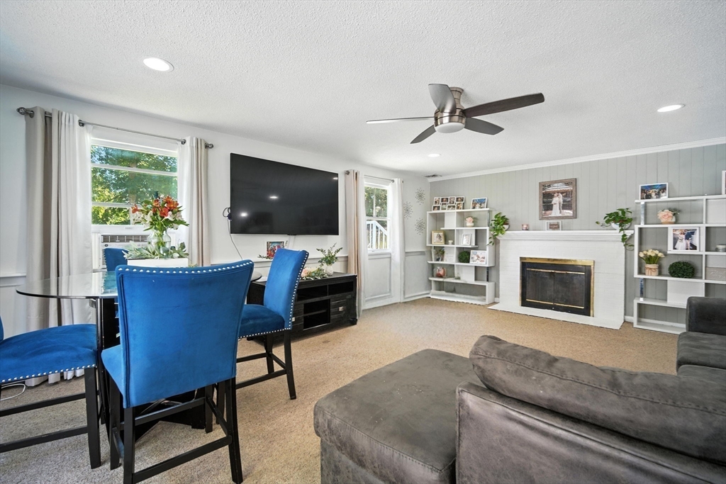 Enfield, Connecticut 06082, United States, 4 Bedrooms Bedrooms, ,1 BathroomBathrooms,Residential,Active,184906