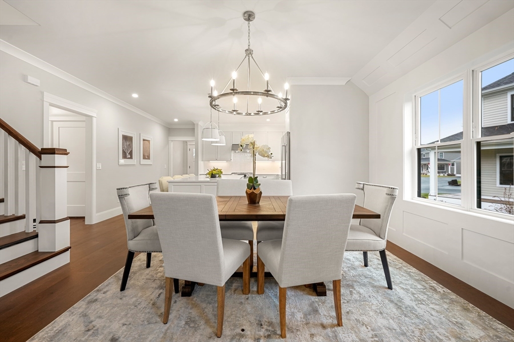 18 Wayside Court