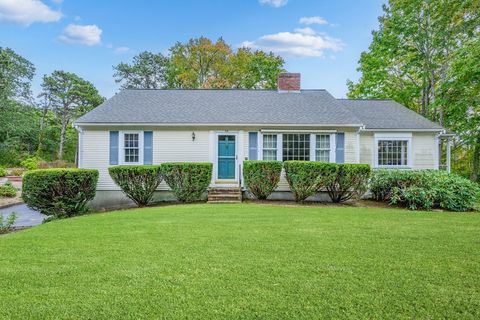 68 Seminole Dr Yarmouth MA 02675