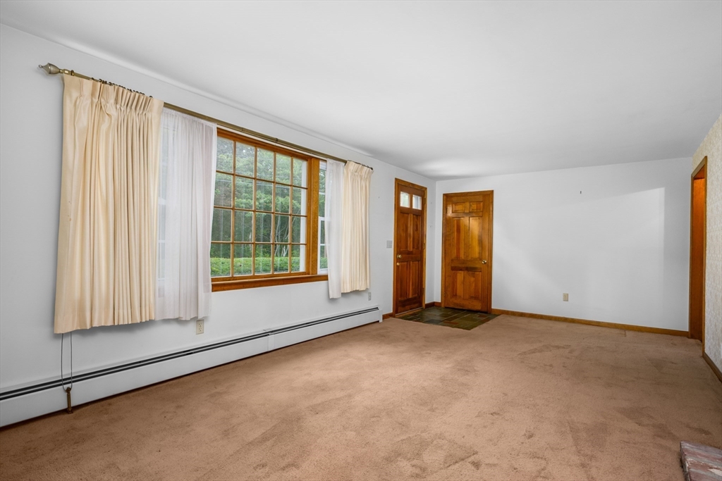 68 Seminole Dr