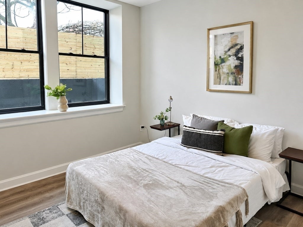 16 Foster Ct 1A