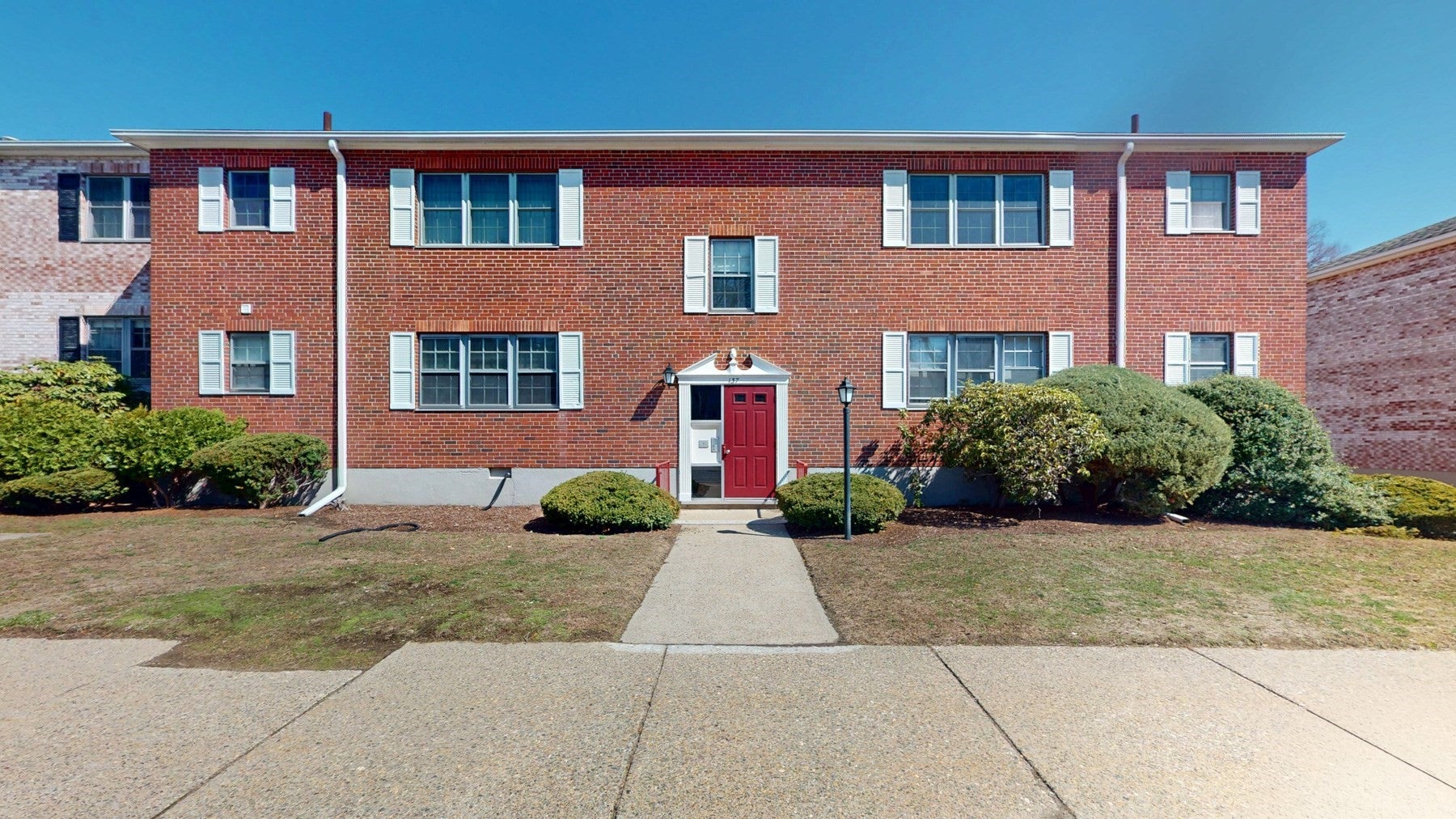 137 Lake Shore Rd #4, Boston, MA Photo #1