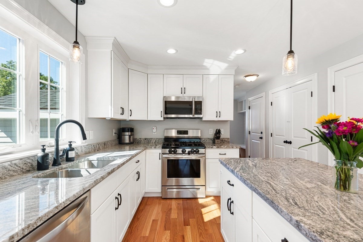 65 Henrietta Way, Taunton, MA Photo #6