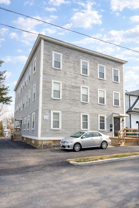 Photo of 78 Dalby St #3, Newton, MA 02458 (MLS # 73463898)