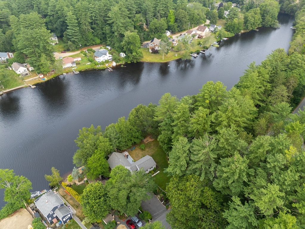 49 Millville Cir, Salem, NH Photo #3