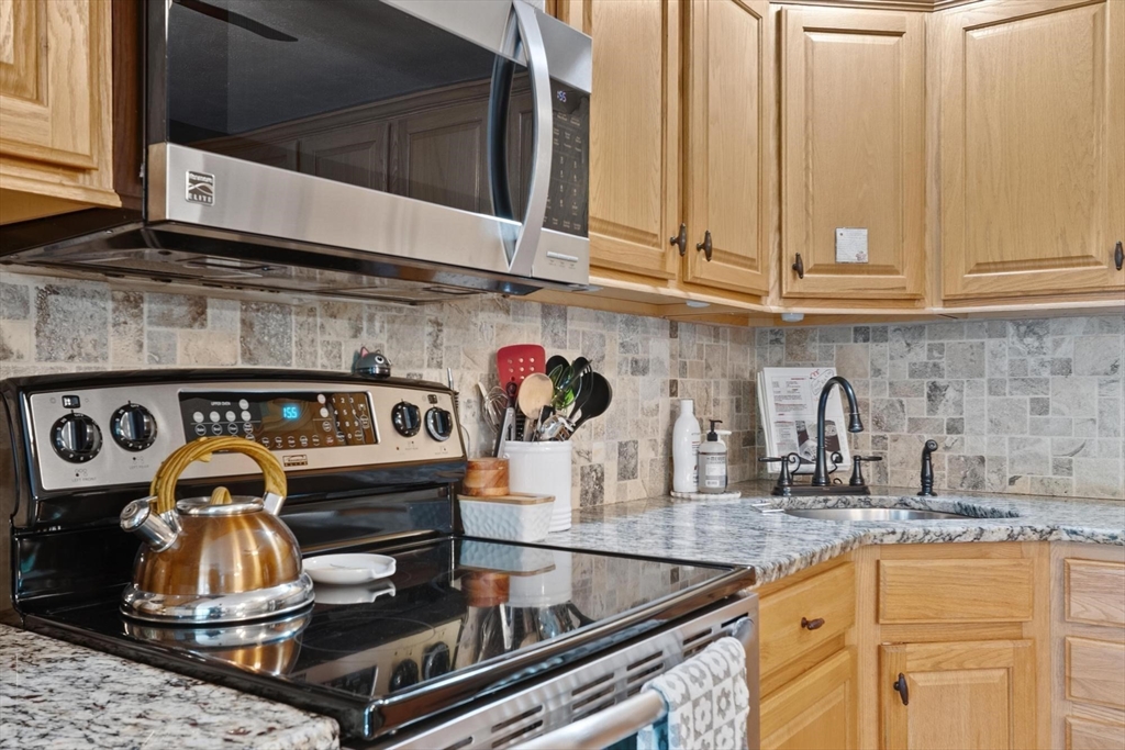 70 Bridle Cross Rd #70, Fitchburg, MA Photo #7