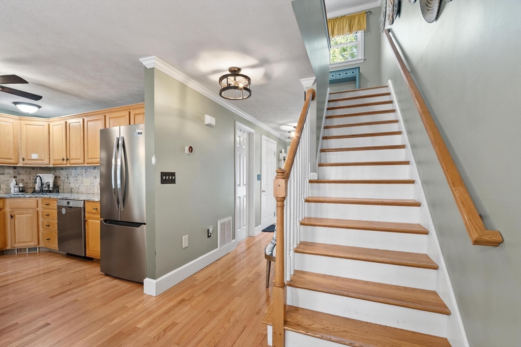 70 Bridle Cross Rd #70, Fitchburg, MA Photo #17