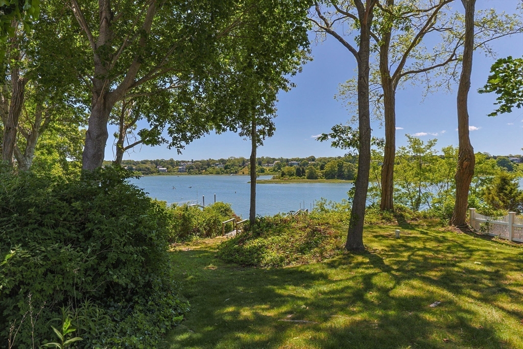 25 Richard Ln