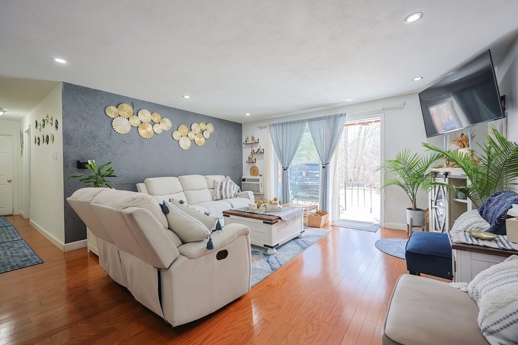 99 Fountain Lane 5
