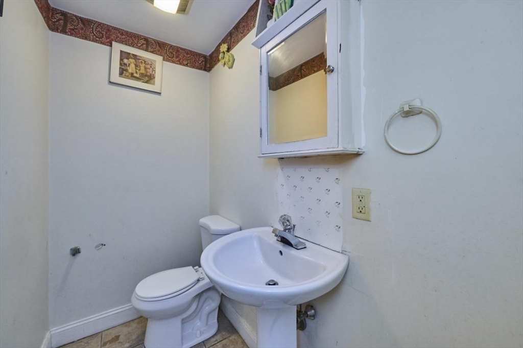 114 Mount Ida Rd A