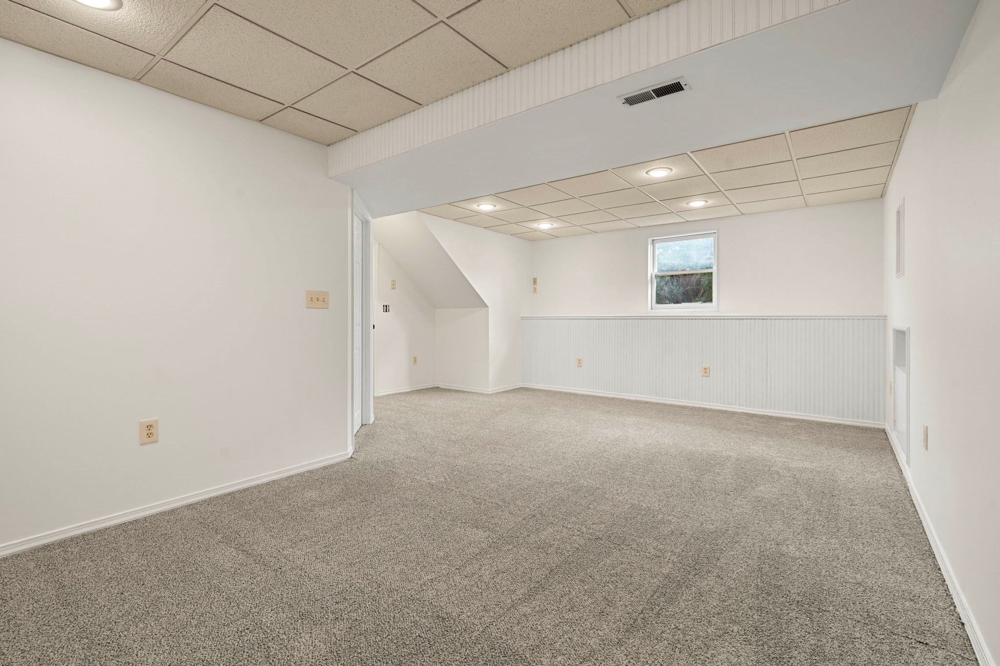 58 Cinnamon Circle, Tewksbury, MA, 58 Cinnamon Circle, Tewksbury, MA Photo #17