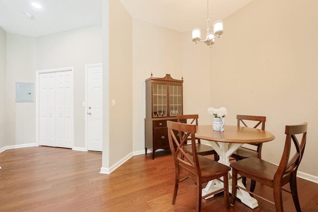 218 Reservoir St 106