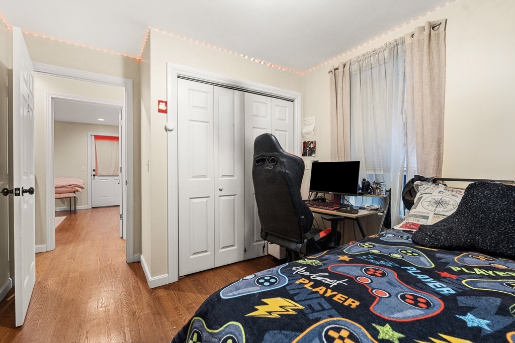 883 Grinnell St, Fall River, MA Photo #14
