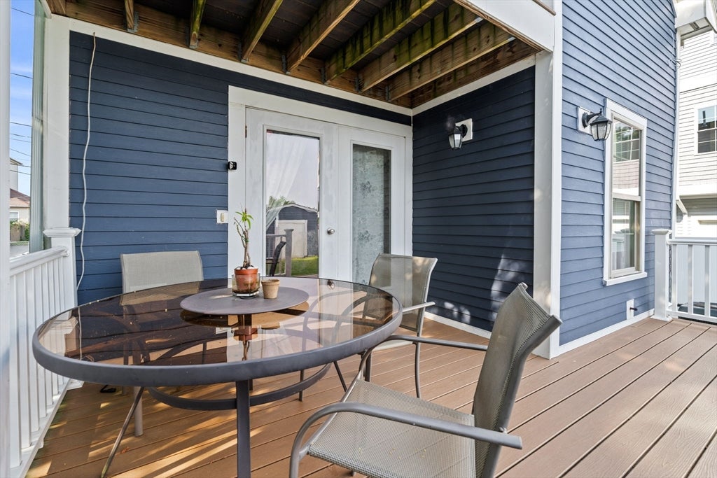 883 Grinnell St, Fall River, MA Photo #30