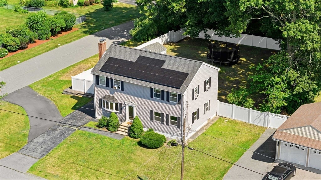 22 Colonial Drive