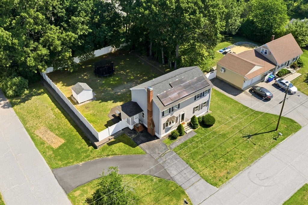 22 Colonial Drive