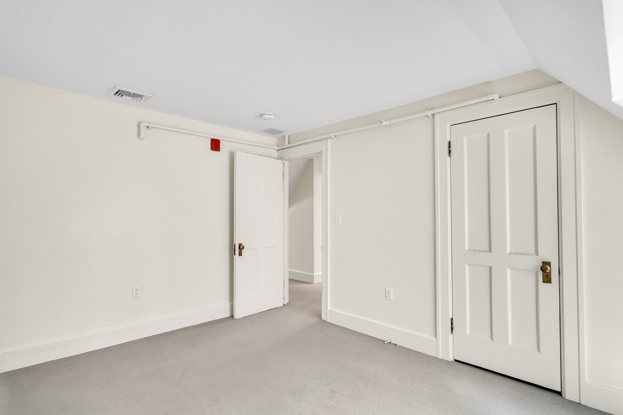 1789 Beacon ST #3, Brookline, MA Photo #13