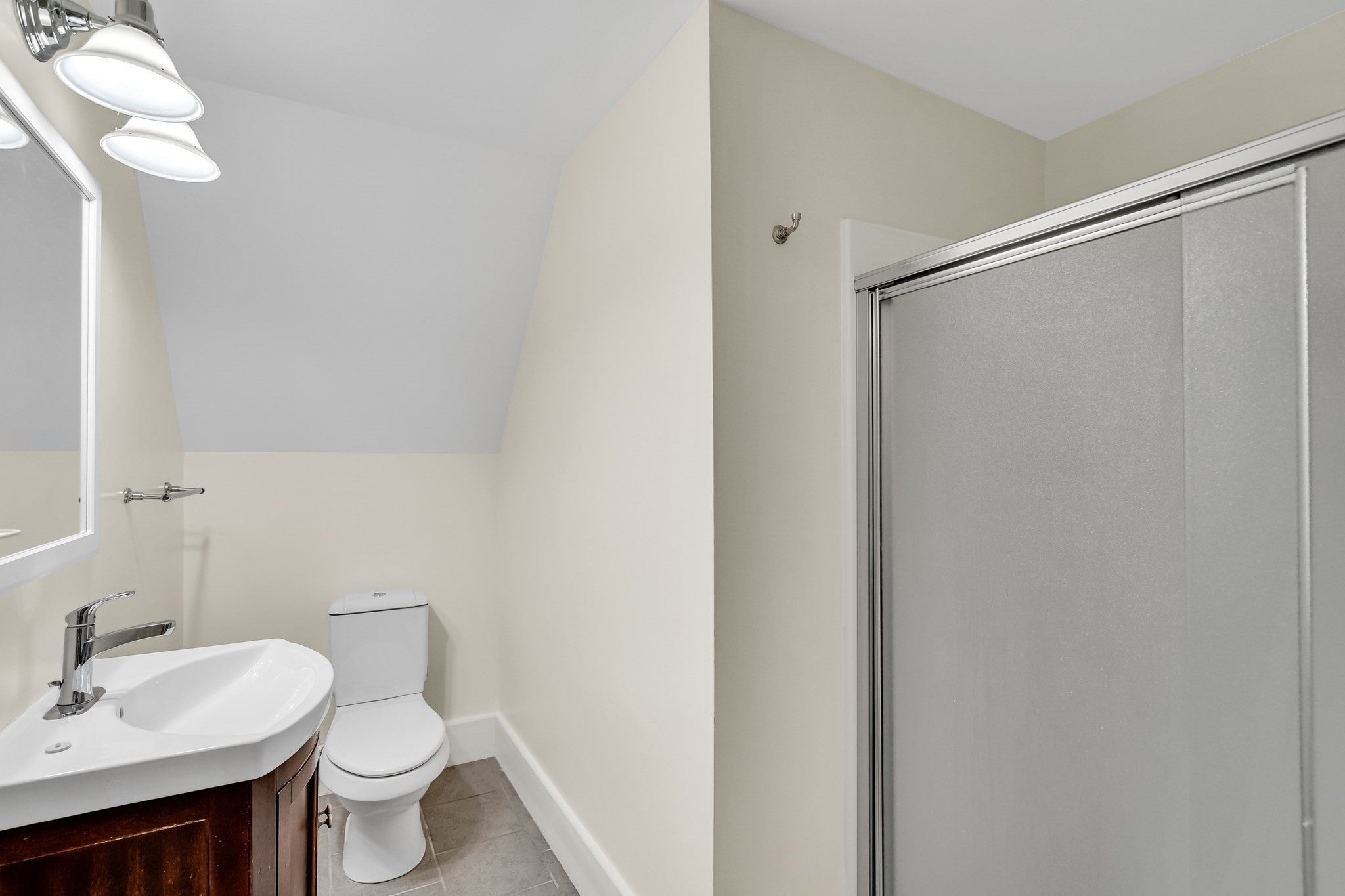 1789 Beacon ST #3, Brookline, MA Photo #17