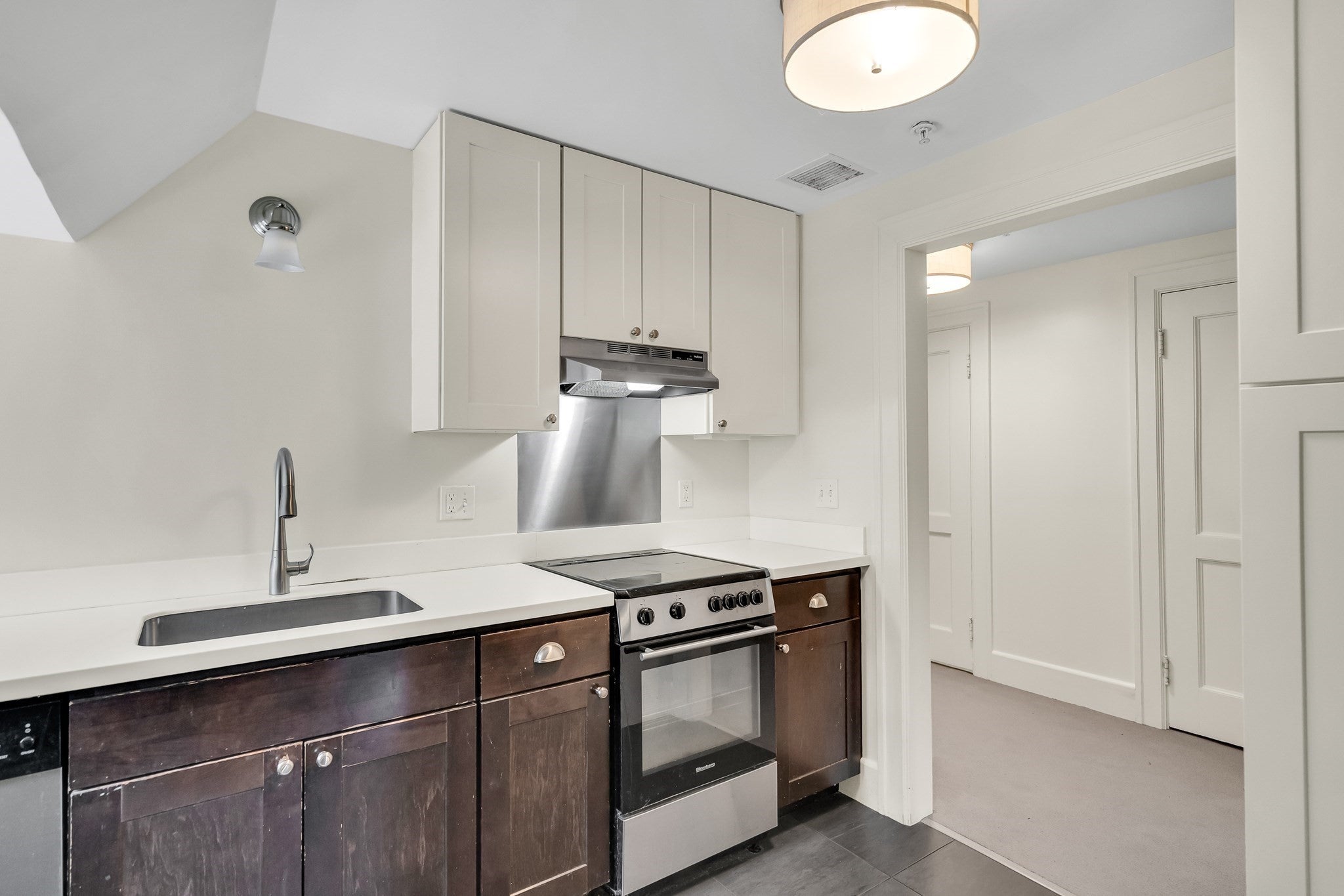 1789 Beacon ST #3, Brookline, MA Photo #7