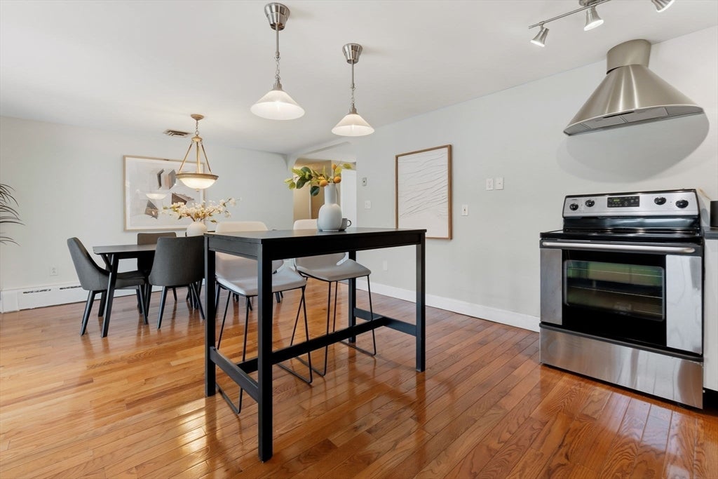 3 Carter Rd, Woburn, MA, 3 Carter Rd, Woburn, MA Photo #17