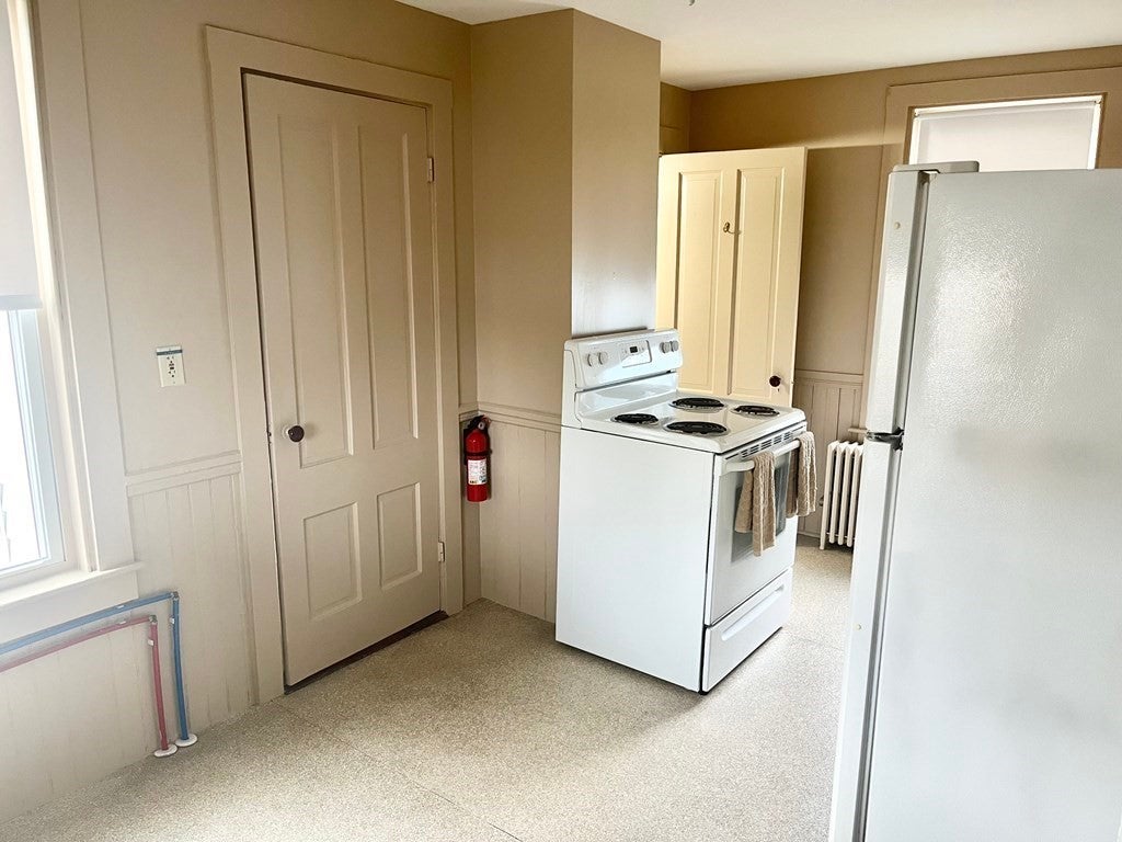 20 School St 2