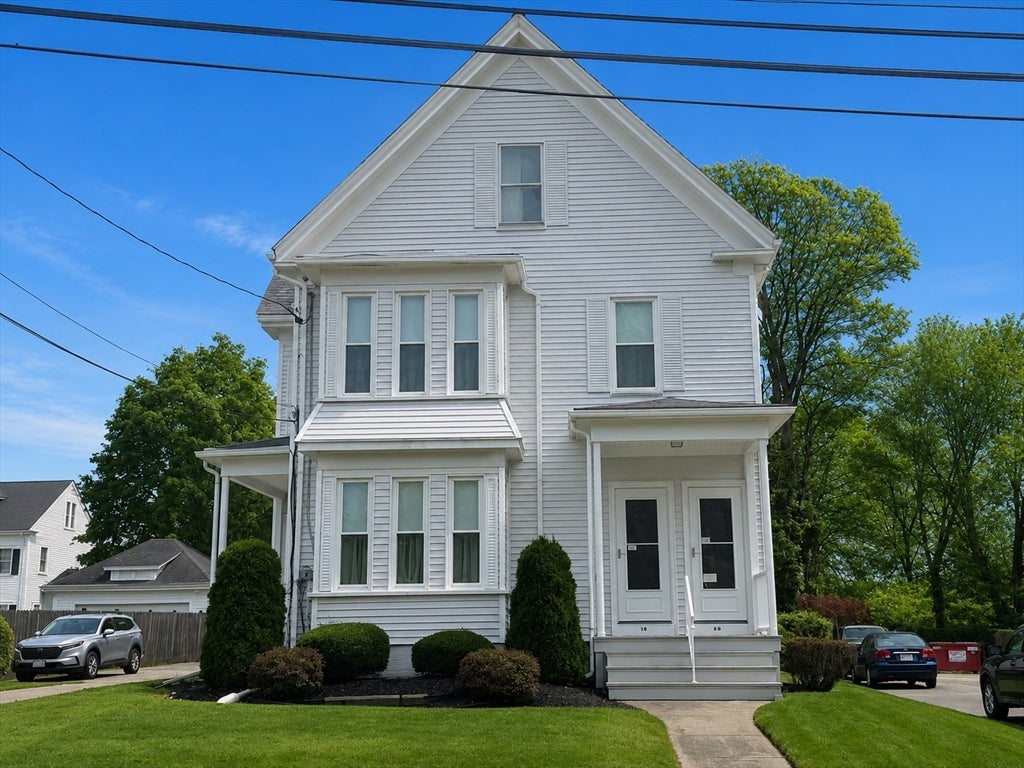 Photo of 20 School St, Whitman, MA