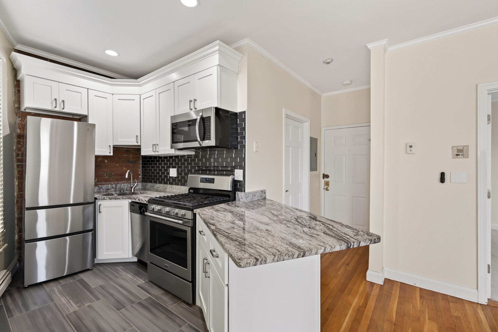137 Dorchester St #3D, Boston, MA, 137 Dorchester St #3D, Boston, MA Photo #1