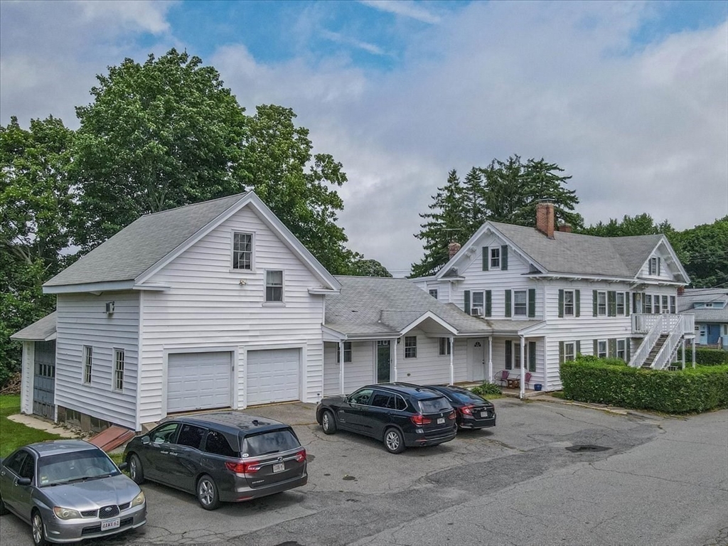 84 Pearl St 2F