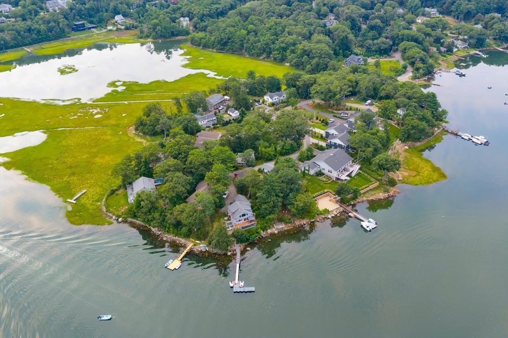 16 Stanwood Pt