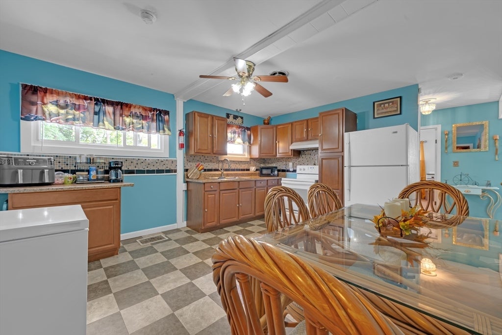 10 Union St, Southbridge, MA, 10 Union St, Southbridge, MA Photo #8