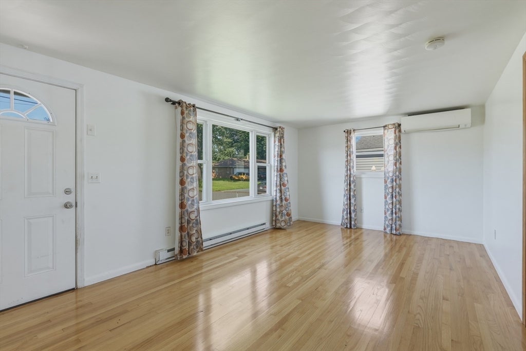 72 Artisan Street, Chicopee, MA, 72 Artisan Street, Chicopee, MA Photo #5