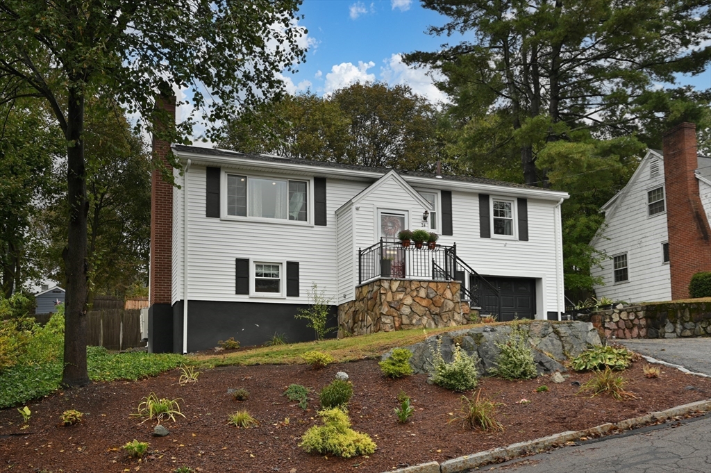 24 Boston Rock Rd