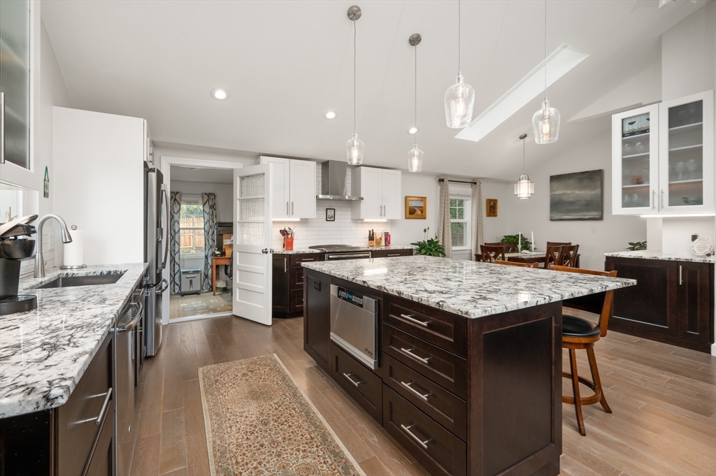 24 Boston Rock Rd